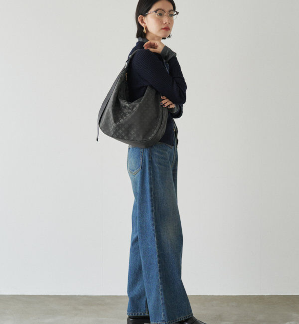  「クラウズナイロンラウンドビッグショルダーバッグ」|ショルダー・メッセンジャー|