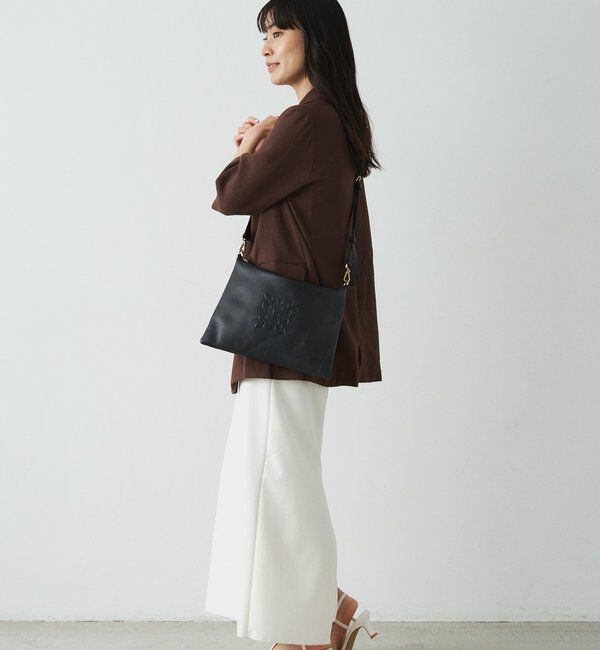  「エンボスモノグラムショルダーバッグ」|ショルダー・メッセンジャー|