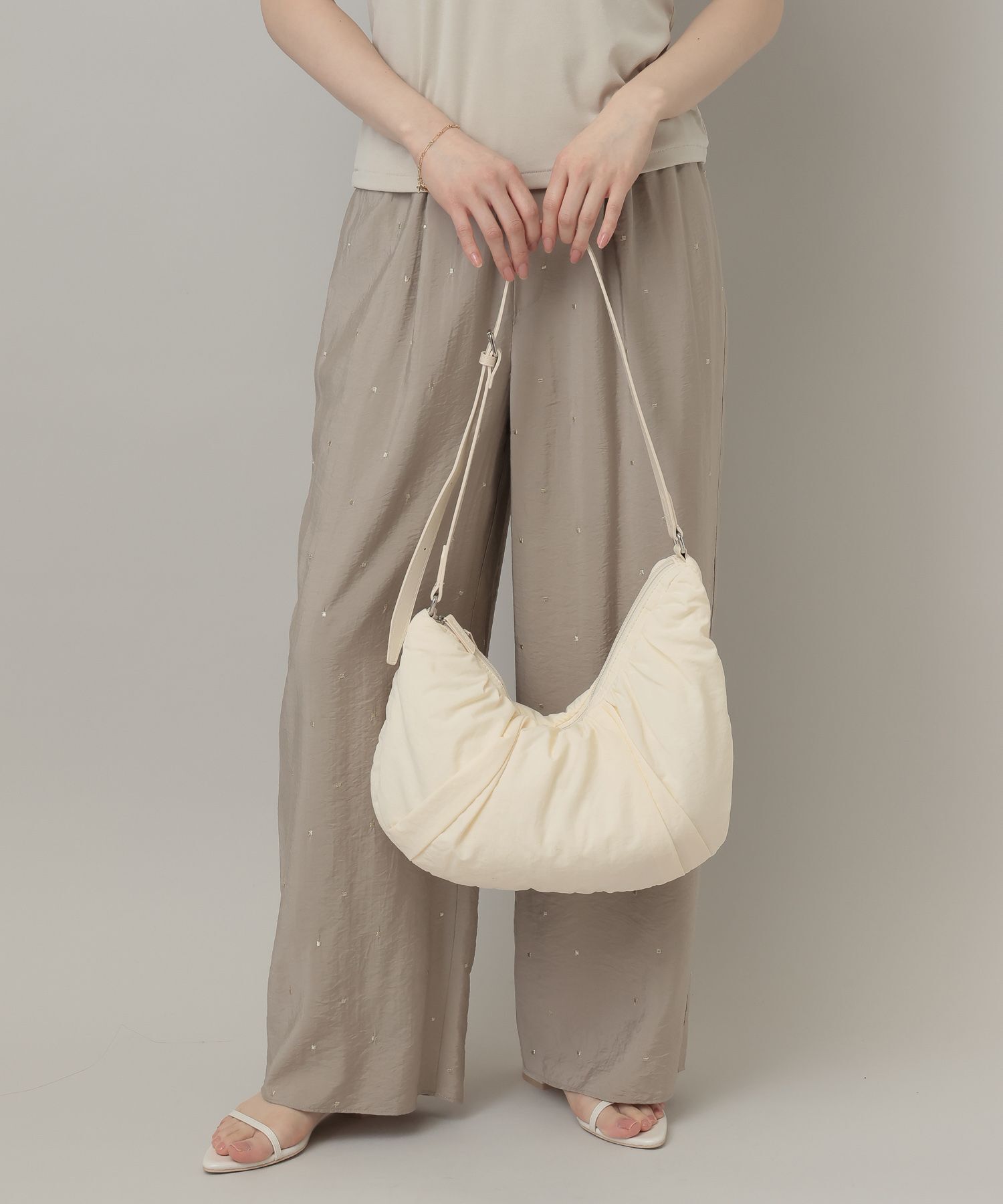 A part by 「 アシメナイロンショルダー」|トートバッグ|