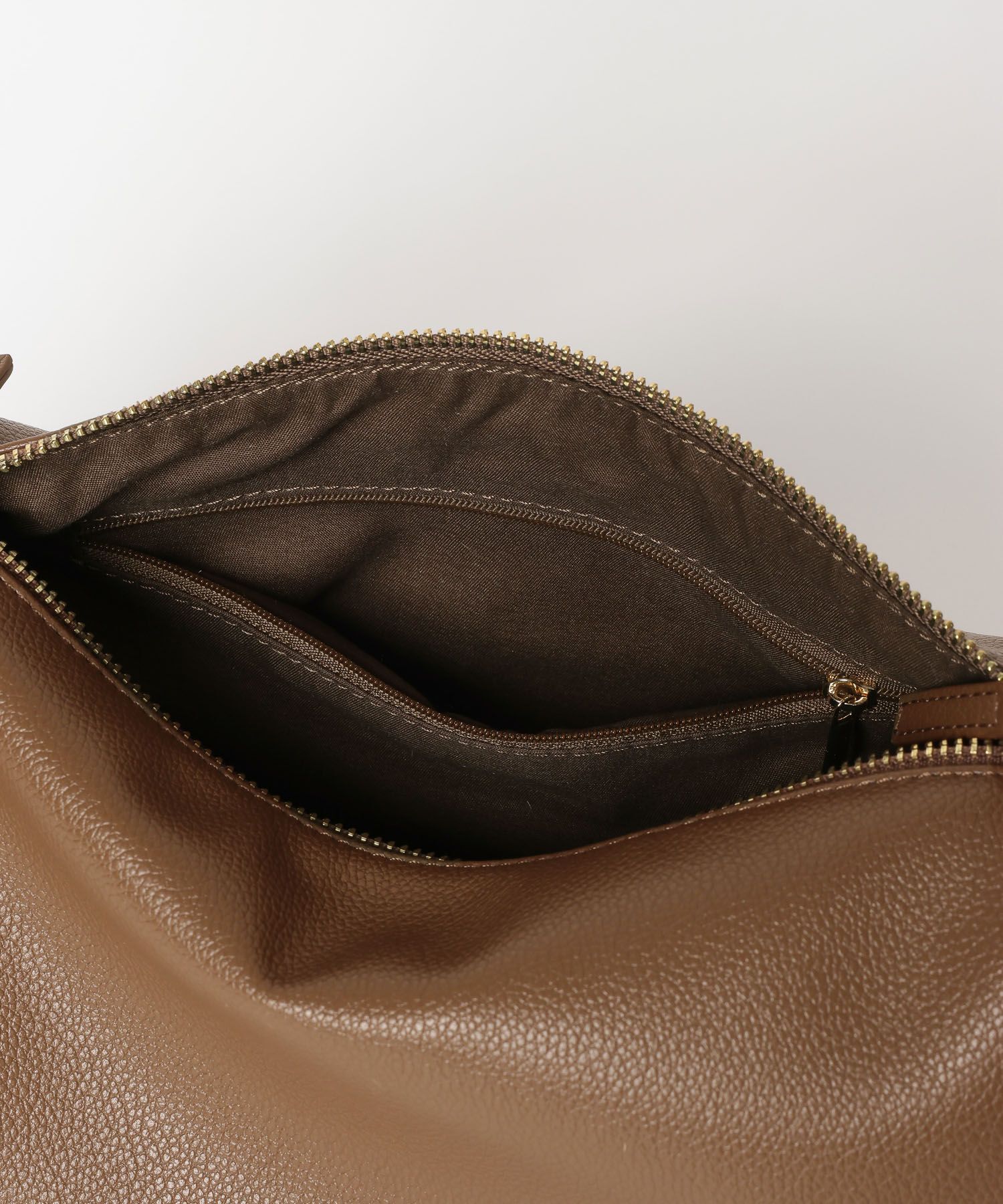 LOWRYS FARM「タックスクエアショルダーＢＡＧ」|ショルダー・メッセンジャー|