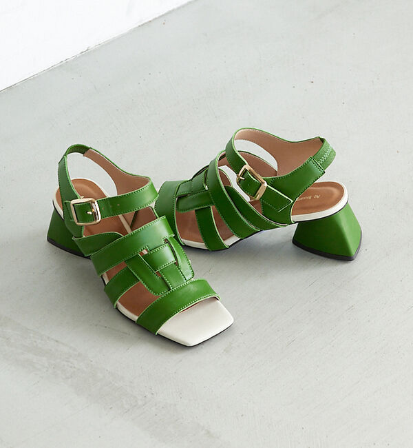 AU BANNISTER「グルカ風ヒールサンダル」|サンダル|