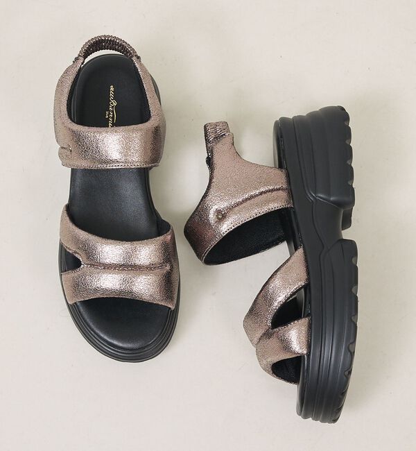 AU BANNISTER「【販売店舗限定】パフィクッションサンダル【予約】」|サンダル|