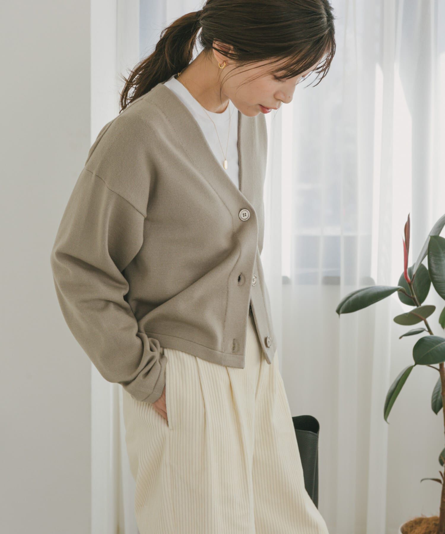 URBAN RESEARCH DOORS「『UR TECH 200日ニット』Vネックカーディガン」|カーディガン|