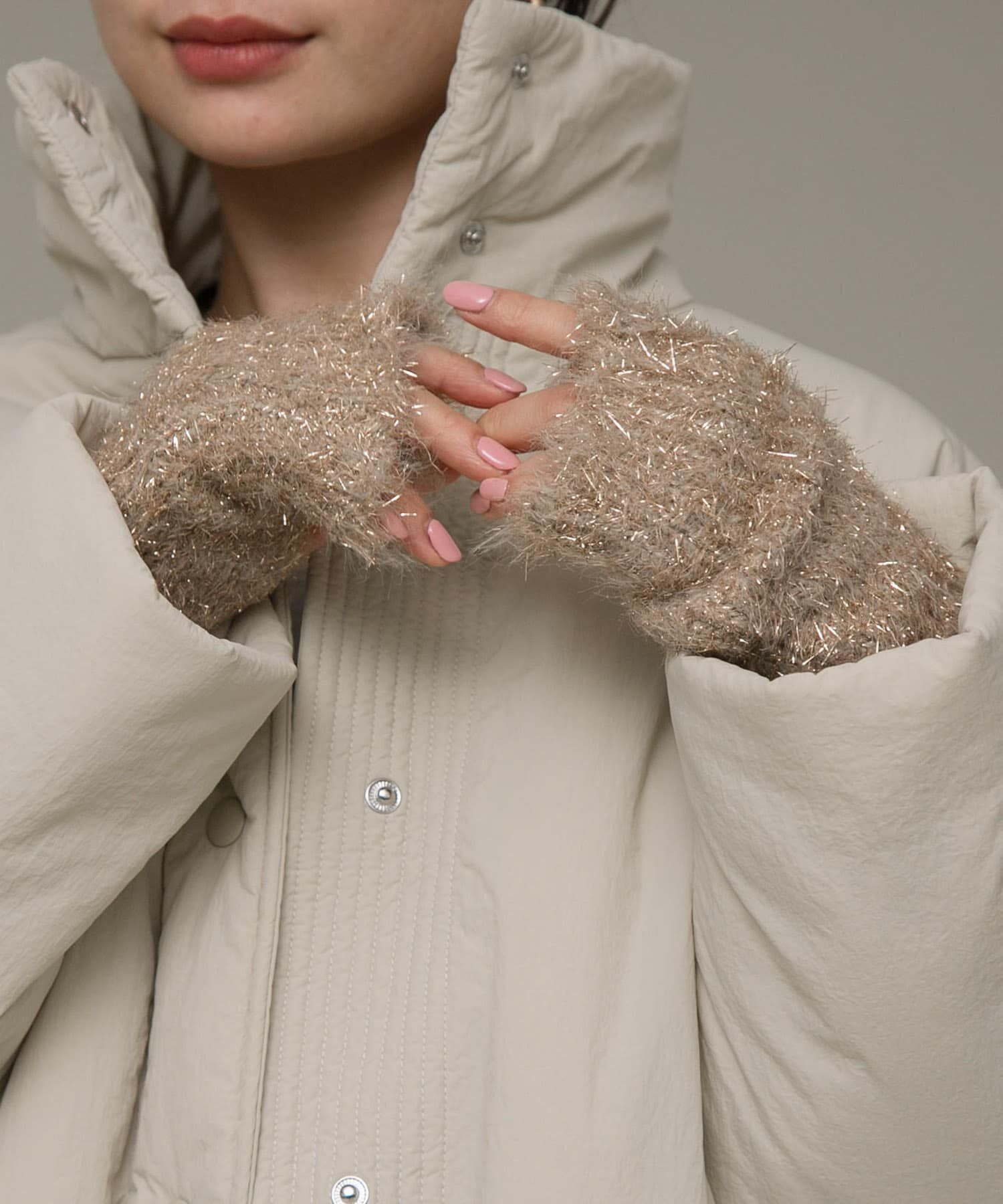 Sonny Label 「CONTROL FREAK　ラメフェザーグローブ」|手袋|ベージュ