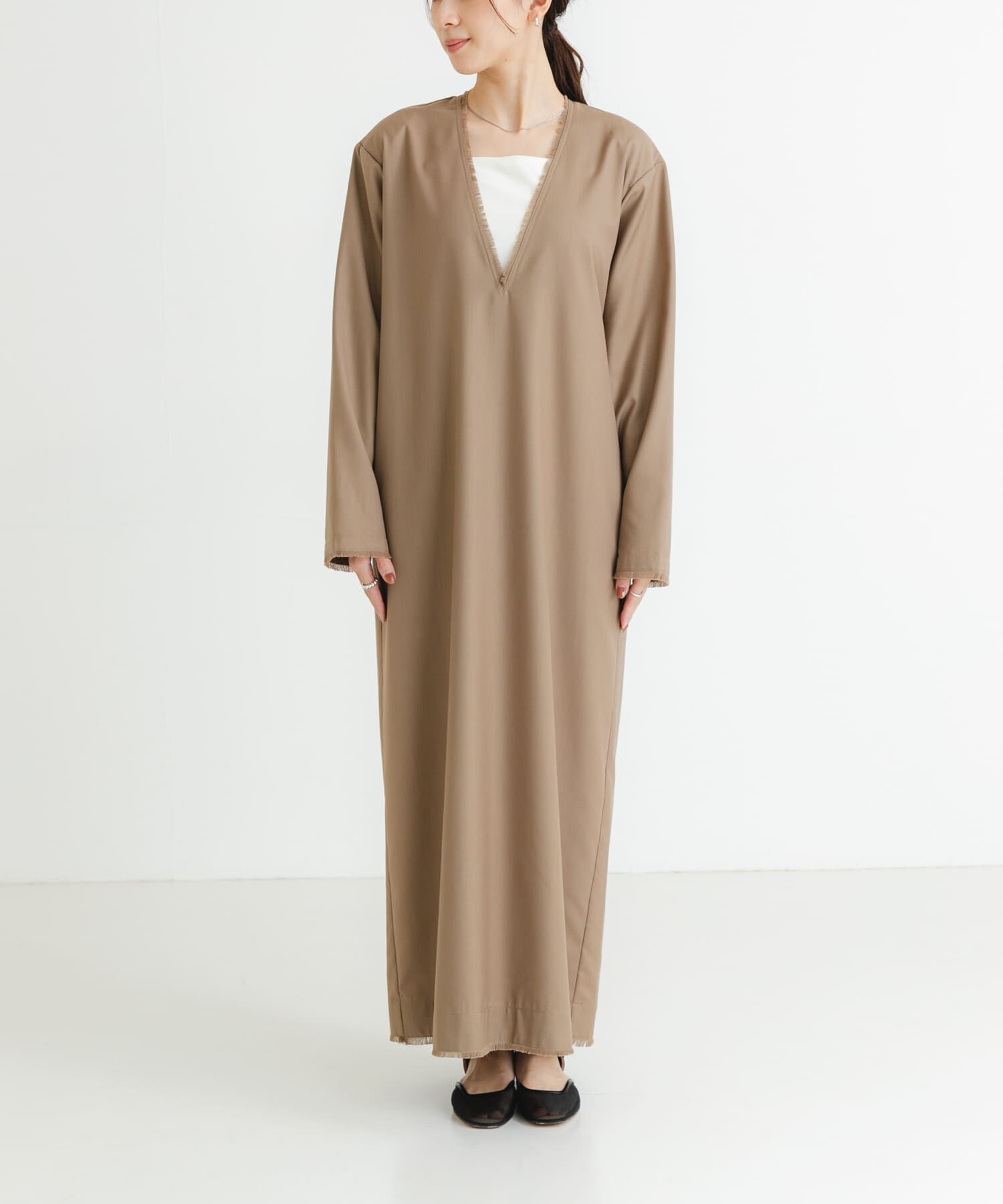 URBAN RESEARCH「new basic　深Vネックワンピース」|ワンピース|