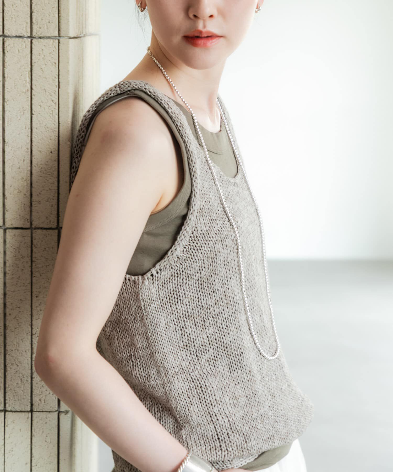 URBAN RESEARCH「リネン混ノースリーブニット」|ニット・セーター|