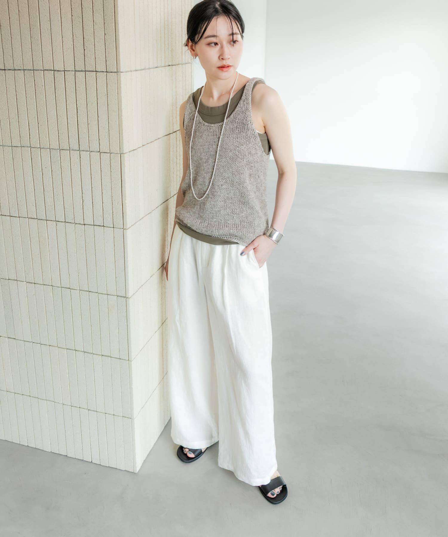 URBAN RESEARCH「リネン混ノースリーブニット」|ニット・セーター|