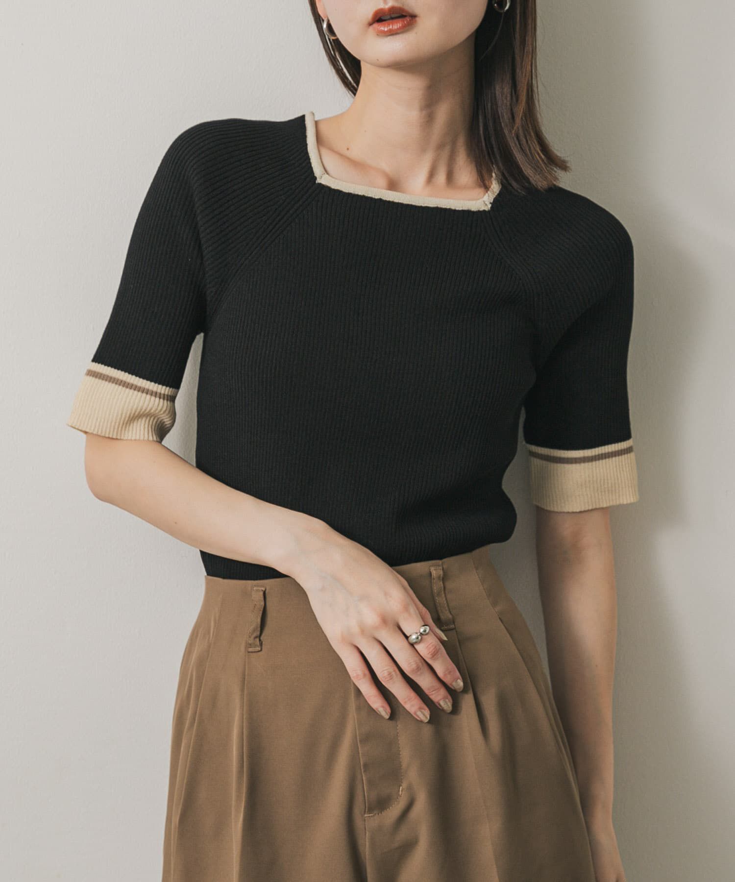 SENSE OF PLACE by URBAN RESEARCH「スクエアネックバイカラーコンパクトセーター」|ニット・セーター|ブラック