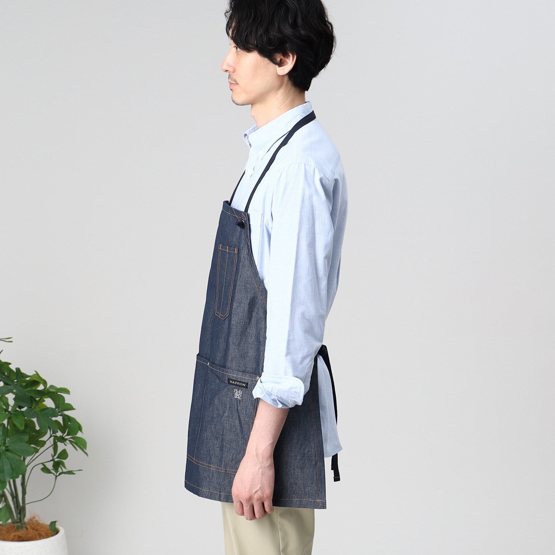 TAKEO KIKUCHI「【NAPRON別注】 LUMBER BIB APRON」|食器・キッチングッズ|