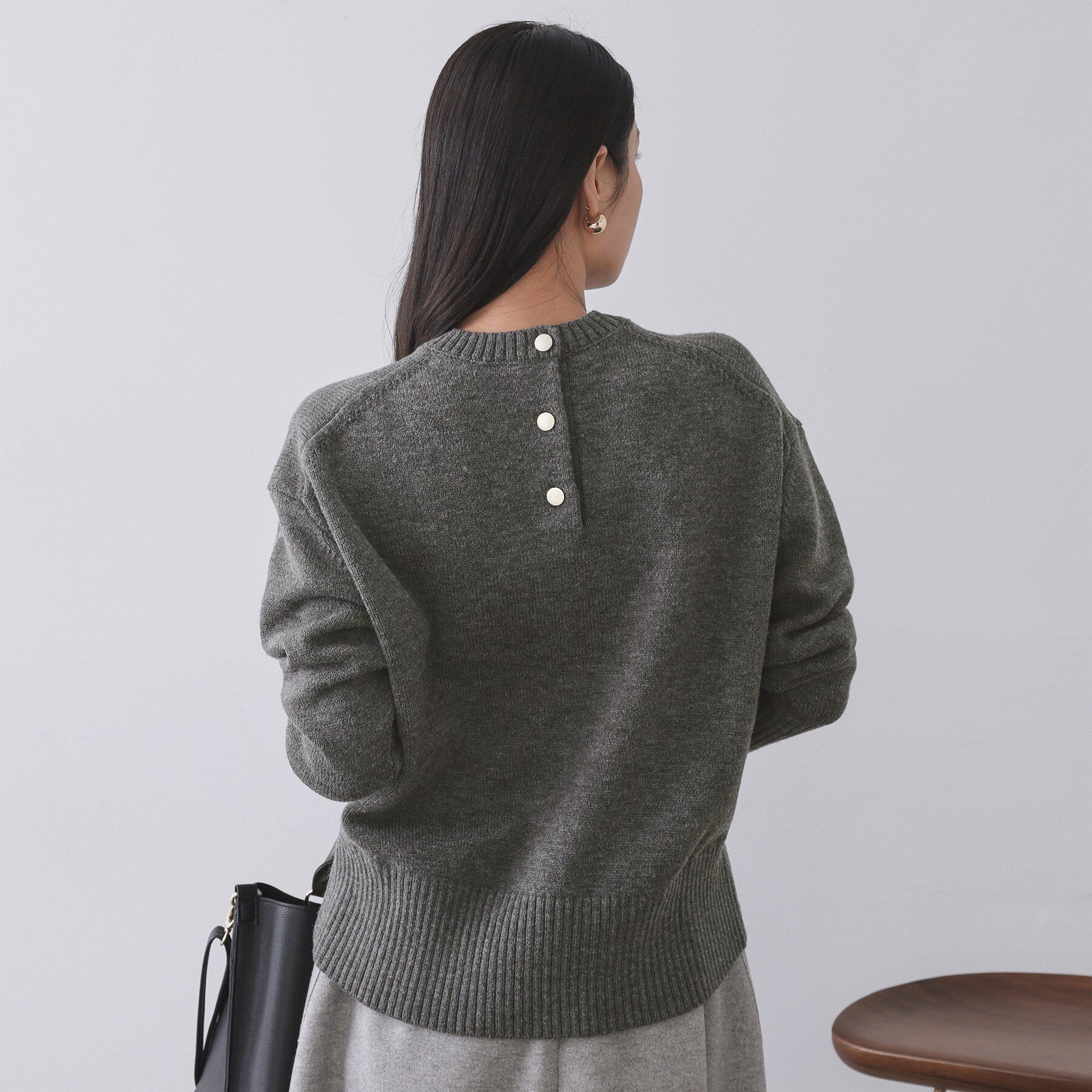OPAQUE.CLIP「バックボタンリラクシーニット【洗濯機OK】」|ニット・セーター|