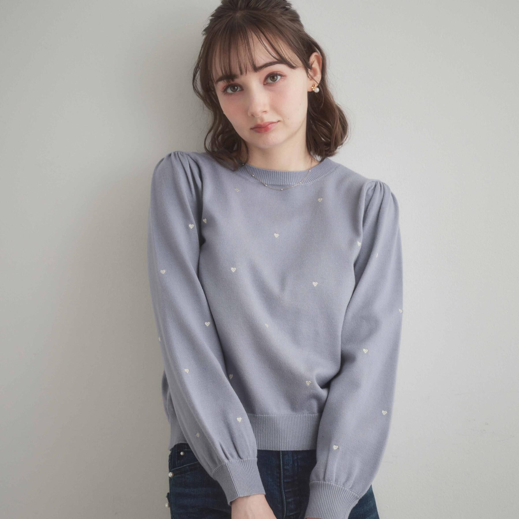 Couture broach「【着映え】ハートドットラメ刺繍ニット」|ニット・セーター|ブルー(092)