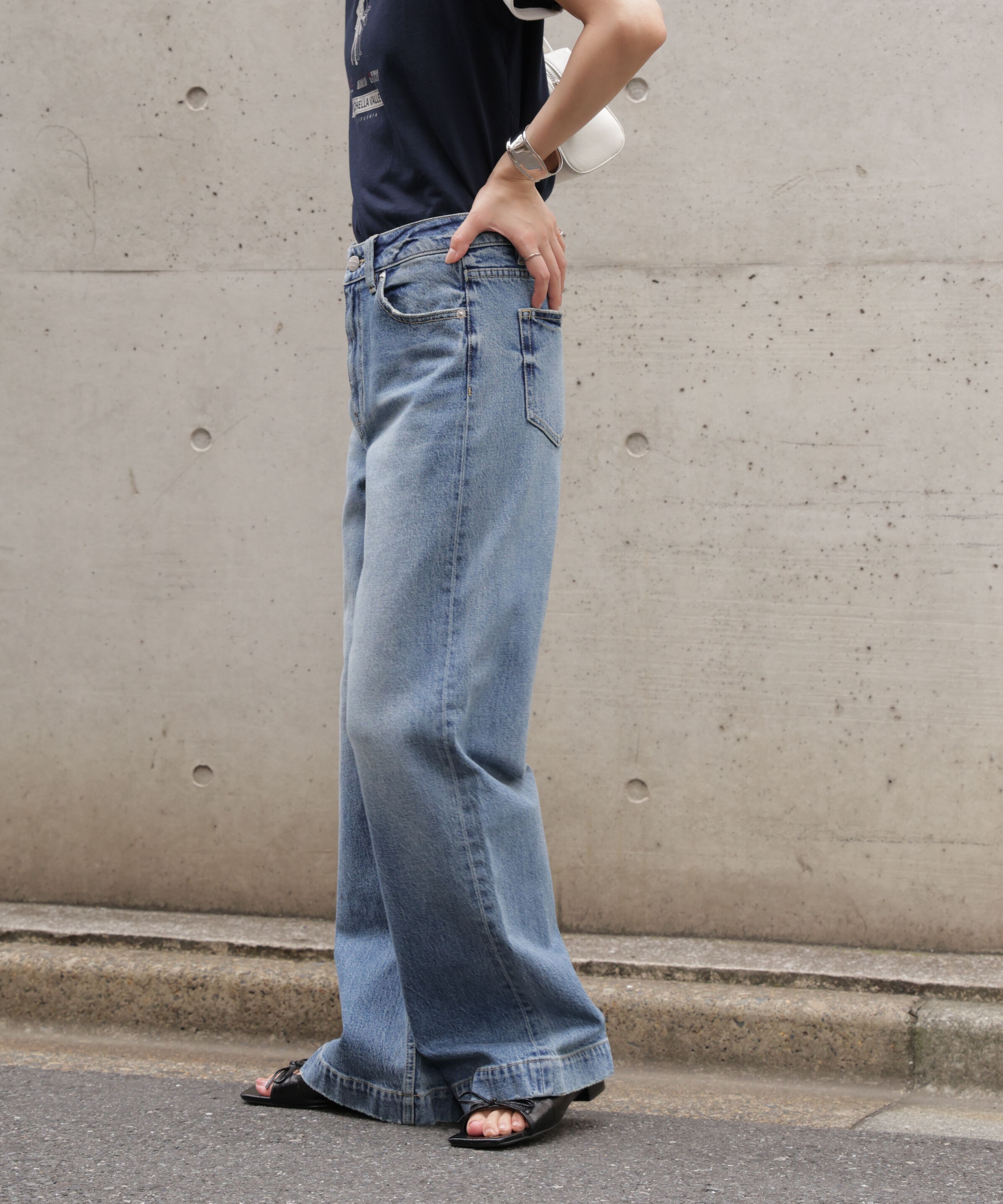  「〈フリーズマート別注〉PICCADILLY ベーシックワイドデニムパンツ」|その他|