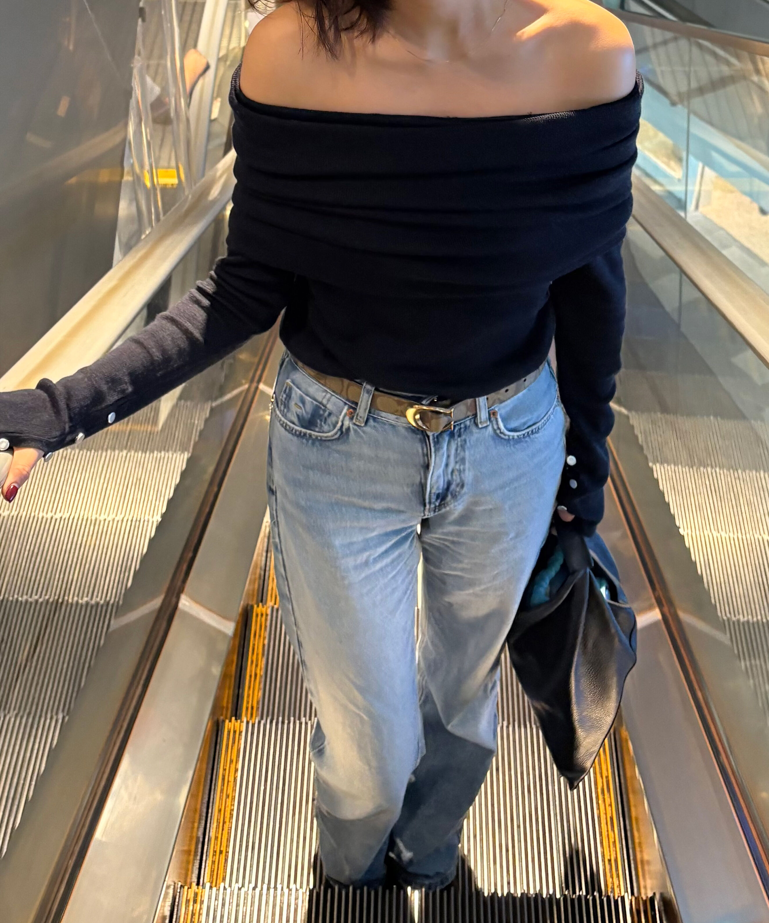  「袖口ボタンオフショルニット〈MFM〉」|ニット・セーター|