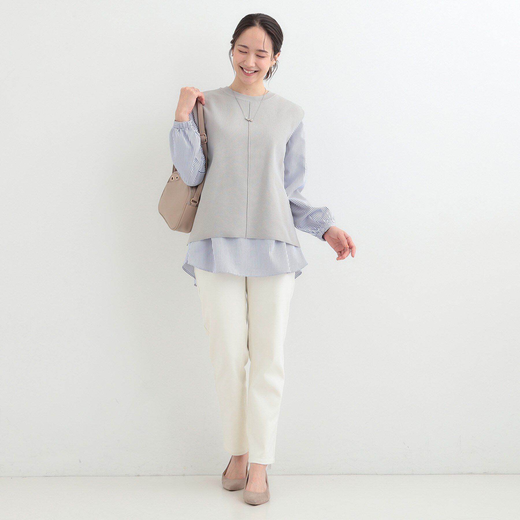 SHOO･LA･RUE「【洗濯機可/2点セット/S-LL】着回し自在 きれい見え ニットベスト＋ブラウス」|ニット・セーター|