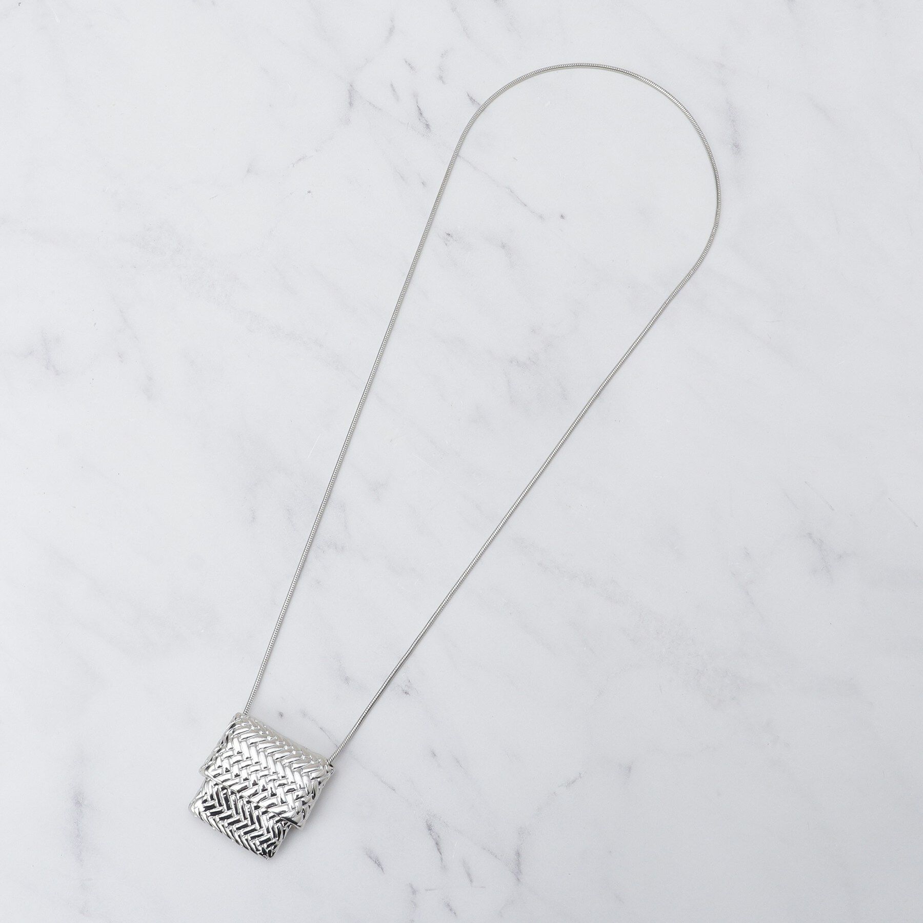 SHOO･LA･RUE「ピルケース風ネックレス」|ネックレス|シルバー(006)