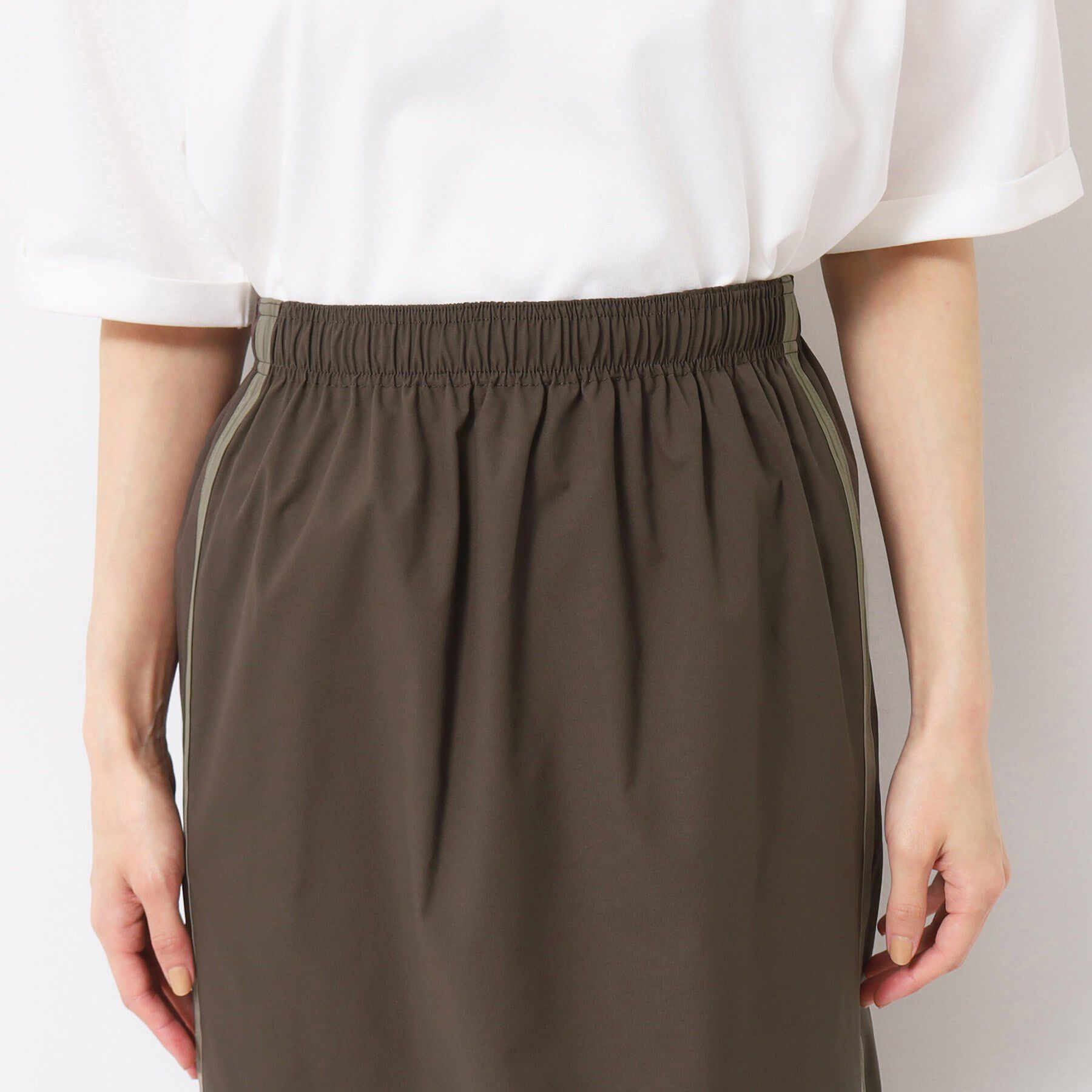 Dessin「【撥水・洗える】サイドジップ付きIラインスカート」|スカート|