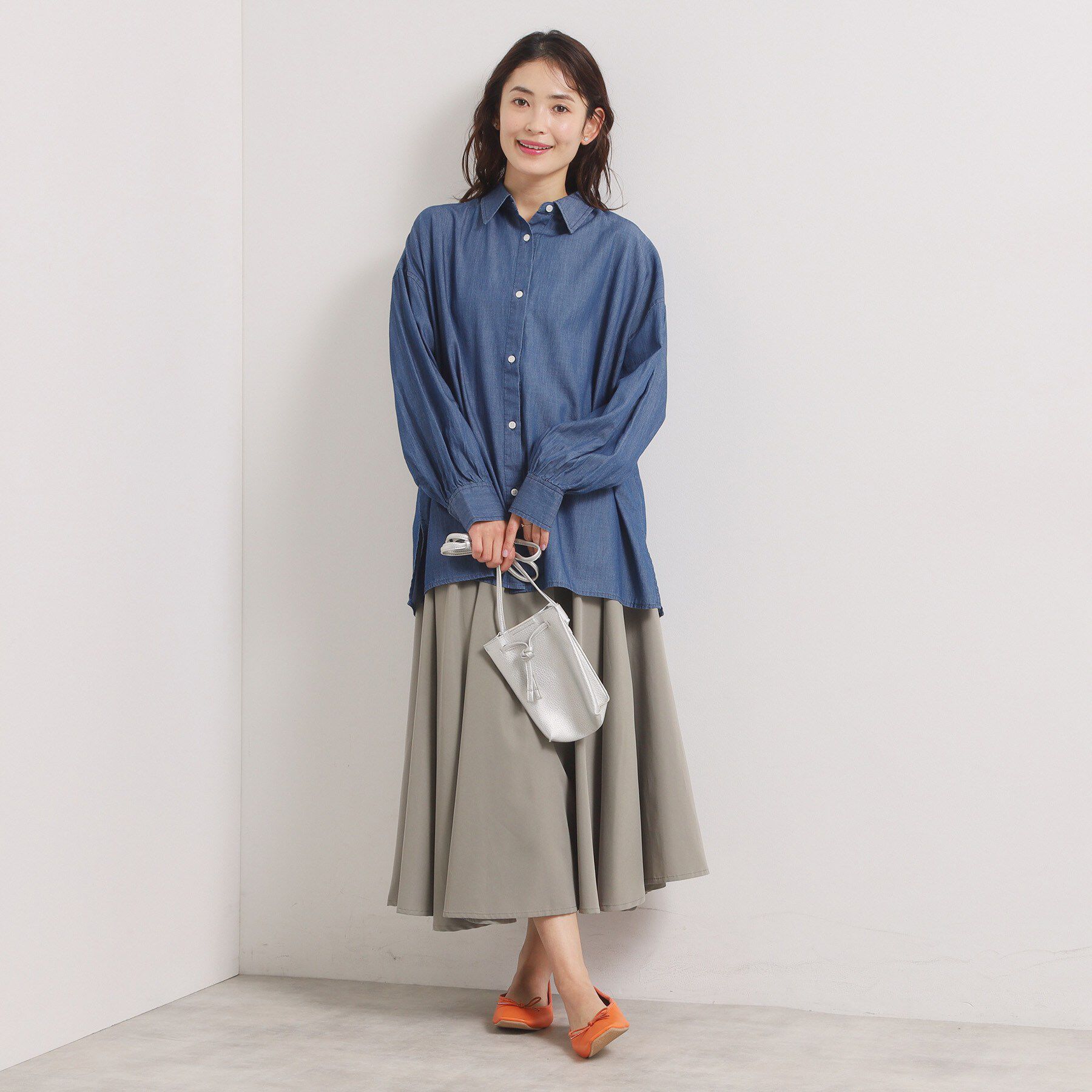 ITS&rsquo;DEMO「【洗濯機OK】シアーデニムシャツ」|シャツ・ブラウス|