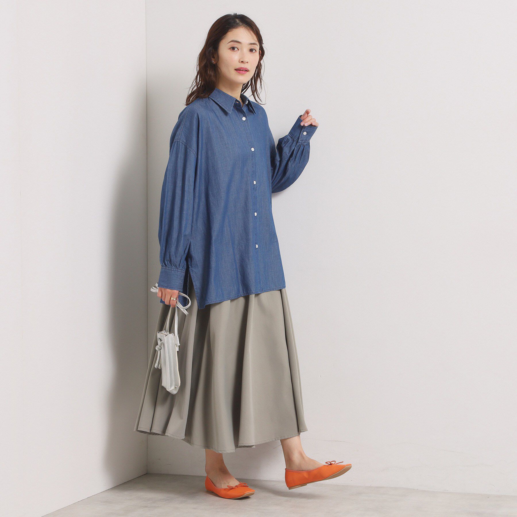 ITS&rsquo;DEMO「【洗濯機OK】シアーデニムシャツ」|シャツ・ブラウス|