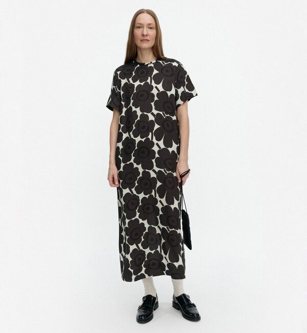 Marimekko「Kuvaelma Unikko ワンピース」|ワンピース|ｵﾌﾎﾜｲﾄ&times;ﾌﾞﾗｯｸ
