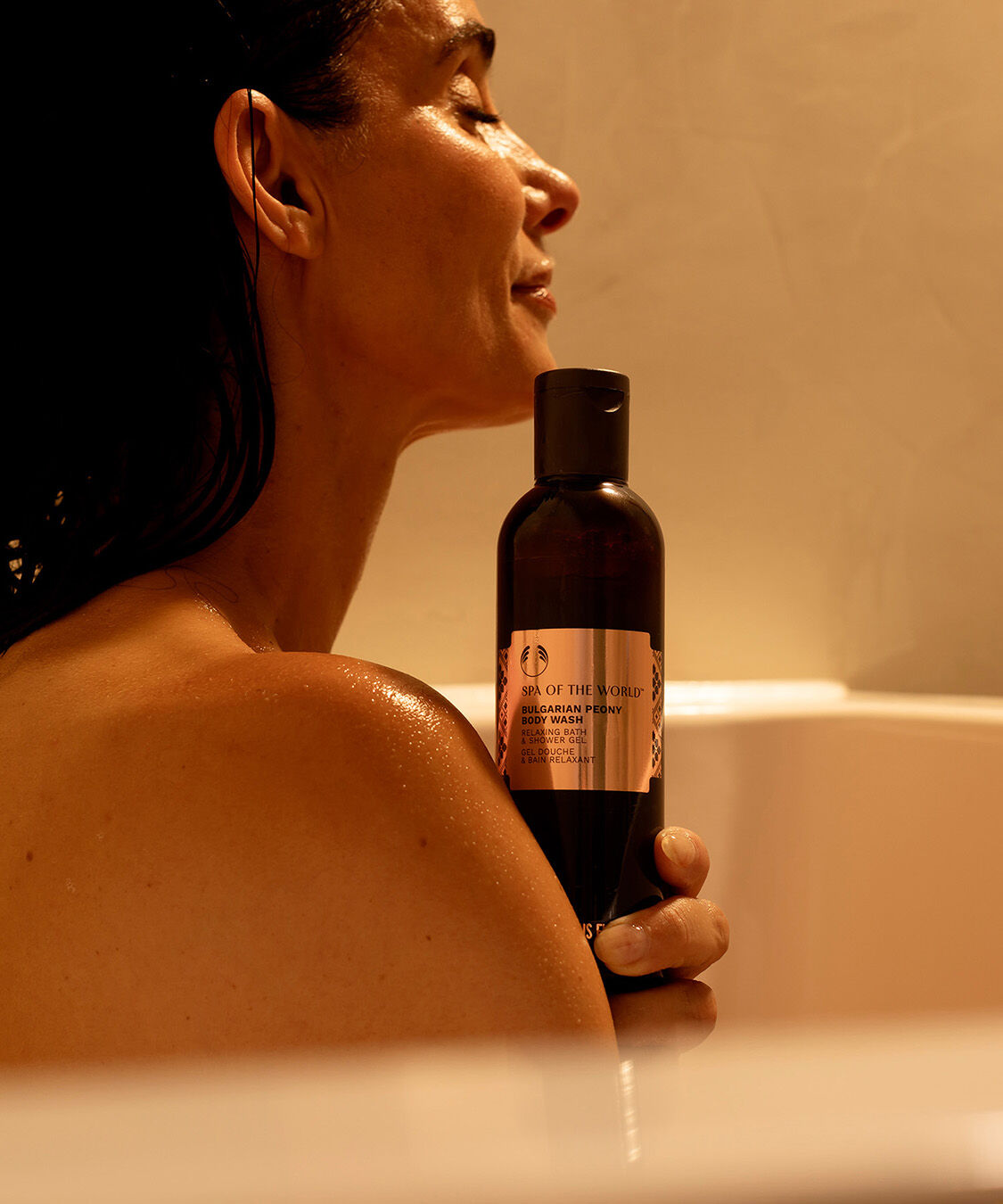 THE BODY SHOP「スパオブザワールド ブルガリアン ピオニー ボディウォッシュ 250mL」|ボディクレンジング|