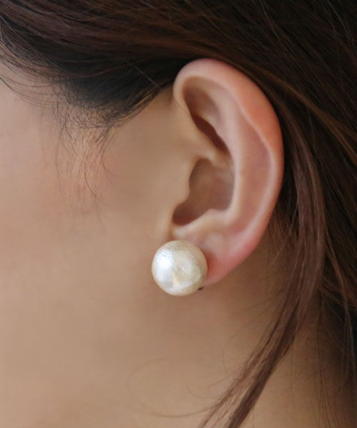colleca la「【14mm】大粒コットンパールピアス・イヤリング」|ピアス|