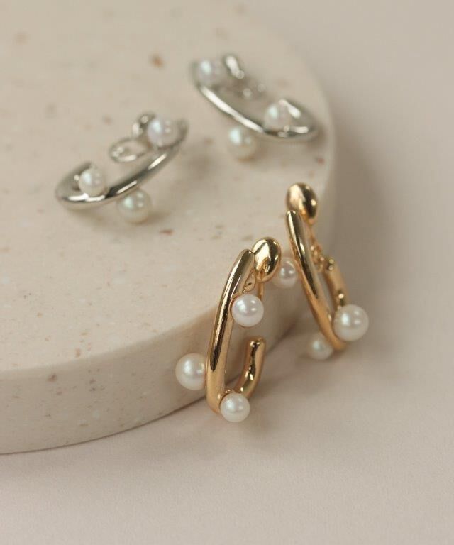 NOIR DE POUPEE「Bubbloop U字3粒パールイヤリング　ノンホールピアス」|イヤリング|
