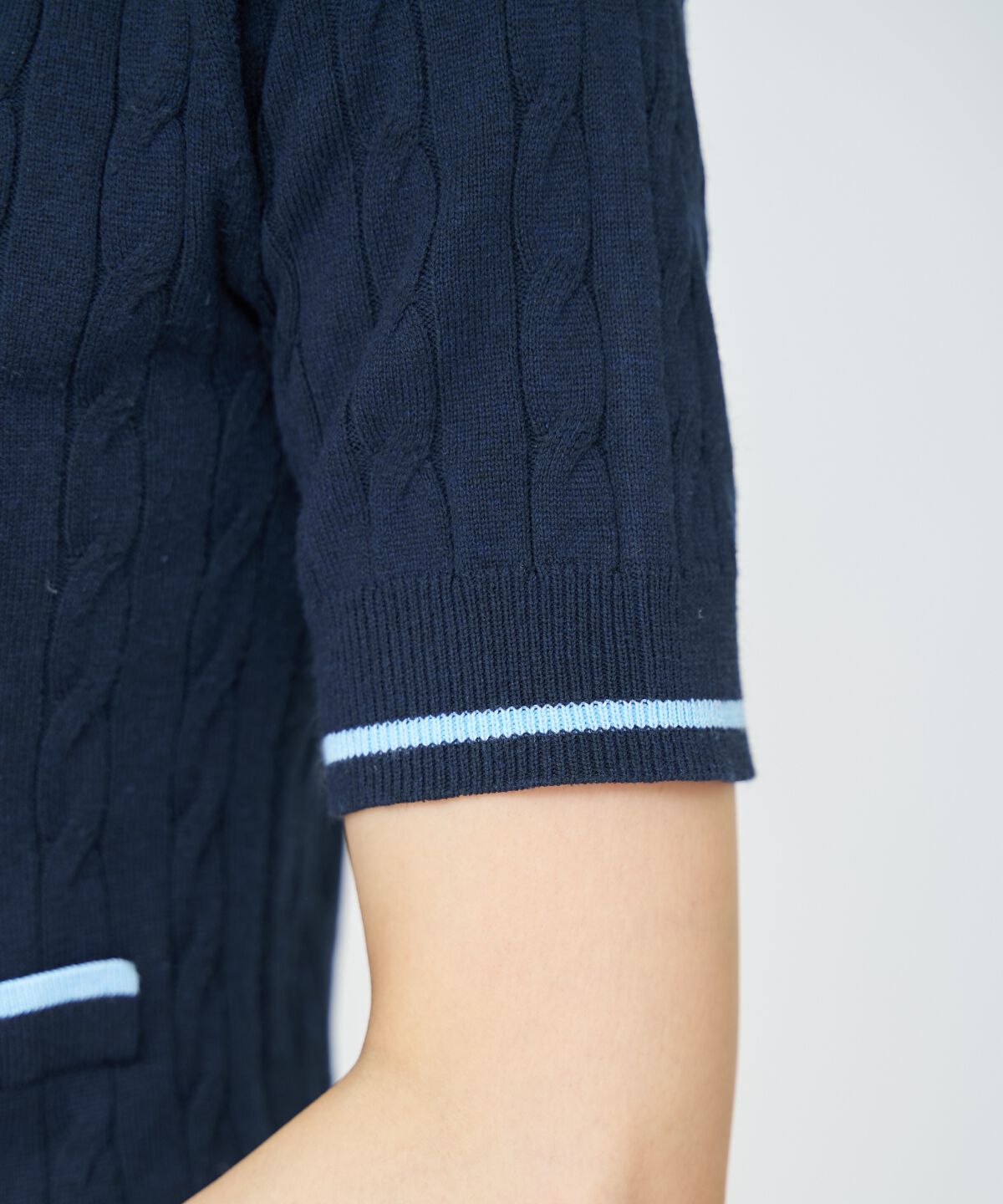 アンドクチュール「配色シャツ襟ペプラムニットプルオーバー」|ニット・セーター|