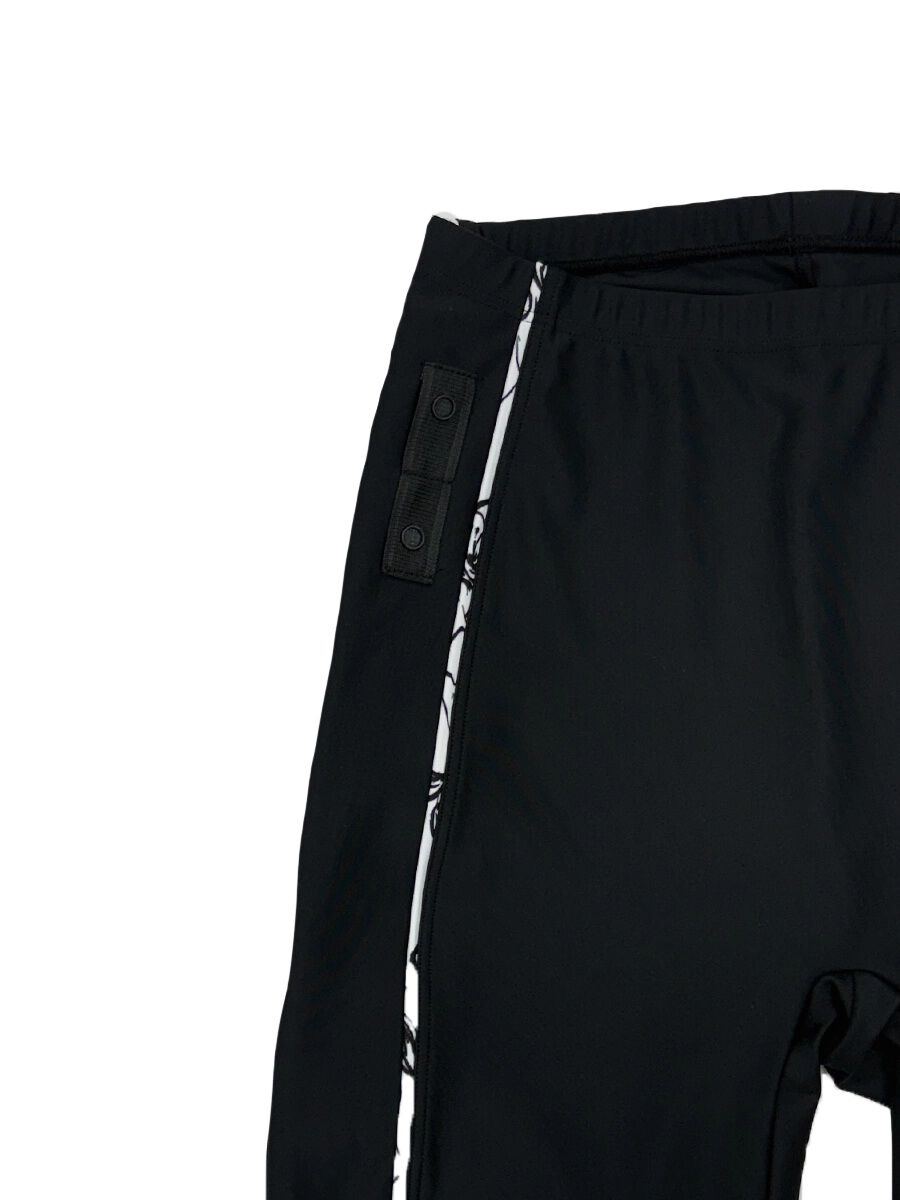 ALBOVE「モノクロ線画フラワー半袖フィットネス水着」|ビキニ|