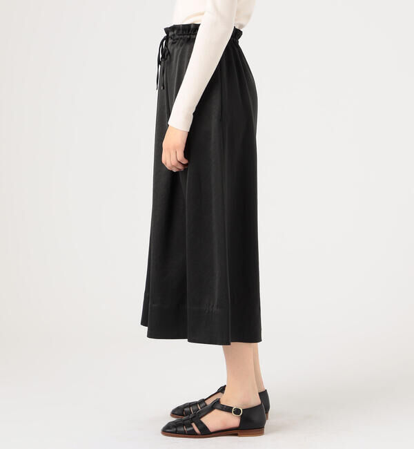 Ballsey「スライミーサテン ギャザーフレアスカート」|フレア|