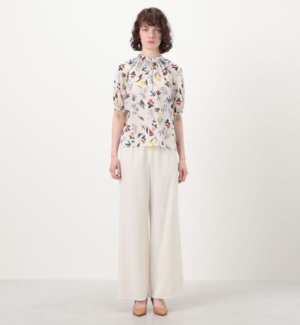 TOMORROWLAND collection「ウィングフラワープリント ネックギャザーブラウス」|シャツ・ブラウス|