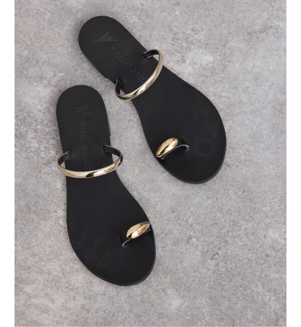 SLOBE IENA「NICOLAS LAINAS/ニコラスライナス メタルフラットサンダル」|サンダル|