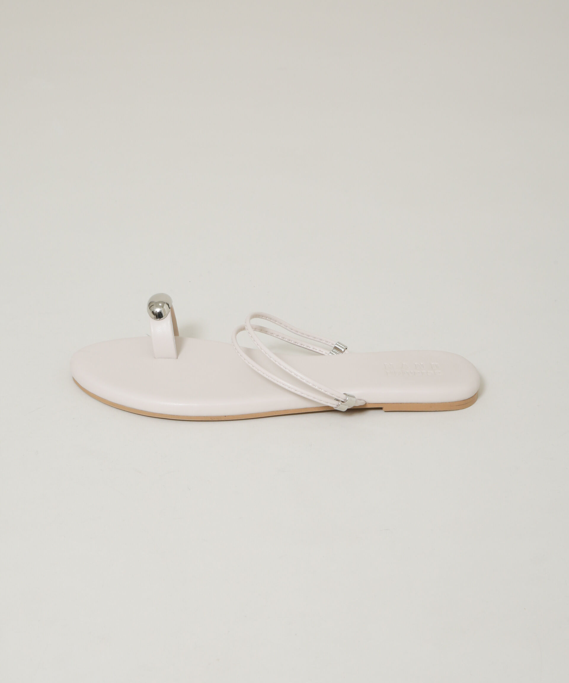 nano･universe「メタルパーツ3wayトングサンダル」|サンダル|