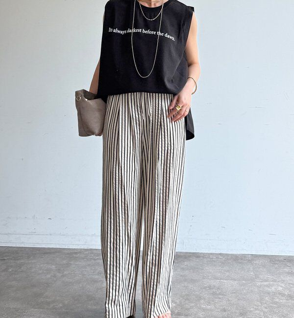  「【WEB限定】ロゴプリントノースリーブトップス」|Tシャツ・カットソー|