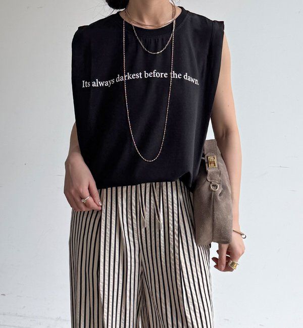  「【WEB限定】ロゴプリントノースリーブトップス」|Tシャツ・カットソー|