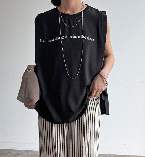  「【WEB限定】ロゴプリントノースリーブトップス」|Tシャツ・カットソー|