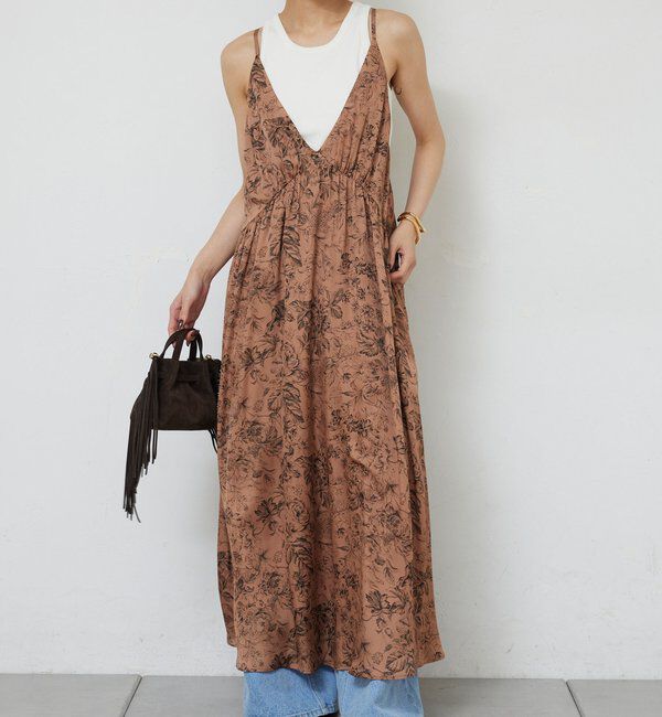  「ボタニカルサテンディープVキャミワンピース」|ワンピース|