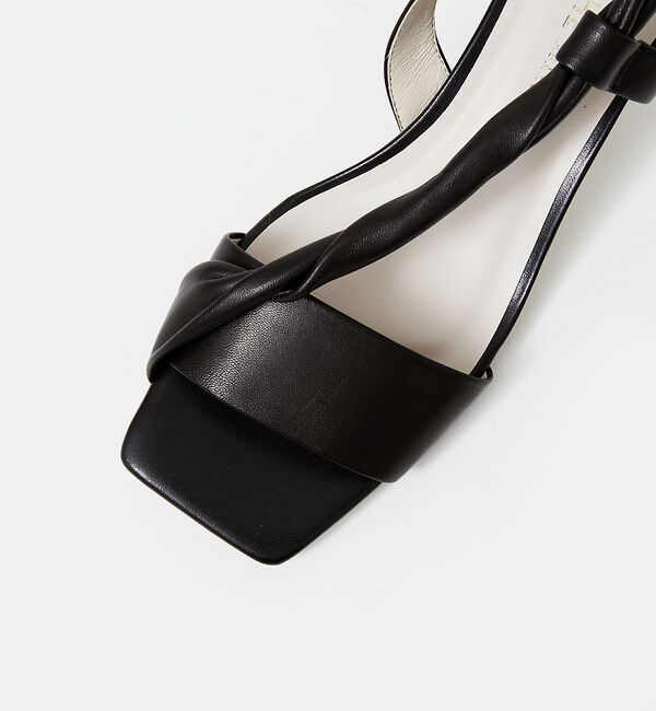 AU BANNISTER「ツイストベルト サンダル」|サンダル|