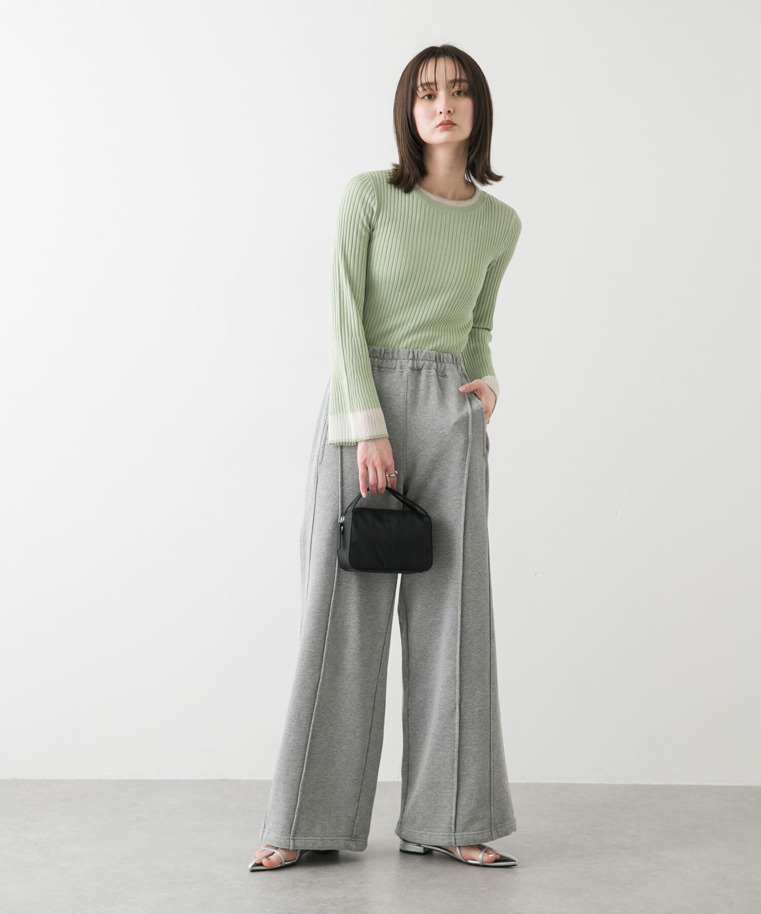 SENSE OF PLACE by URBAN RESEARCH「『洗濯可』スパンコールバイカラーコンパクトセーター」|ニット・セーター|