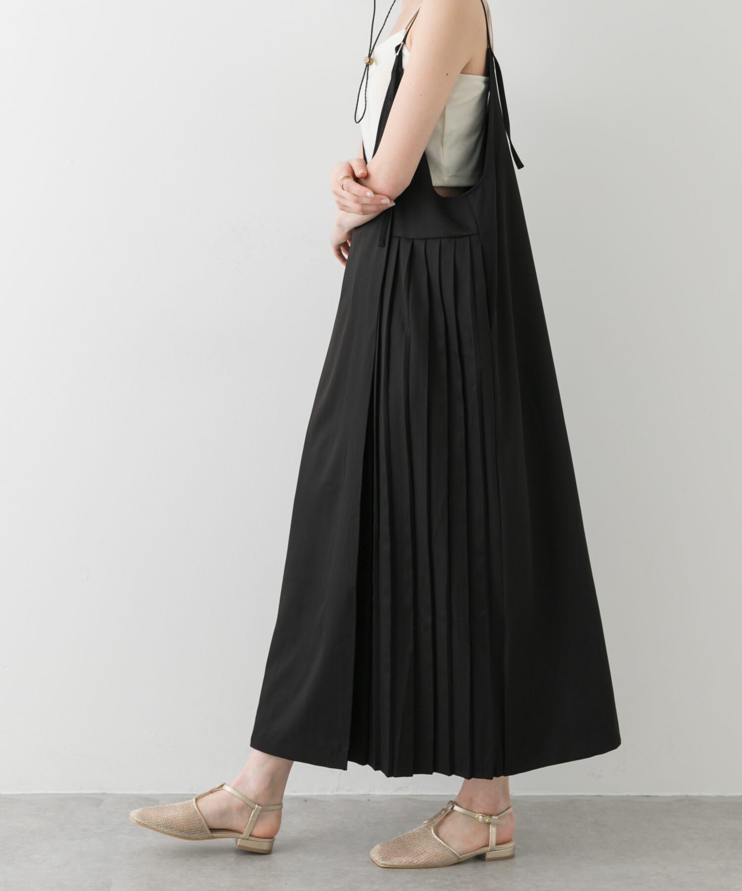 SENSE OF PLACE by URBAN RESEARCH「プリーツキャミワンピース」|ワンピース|