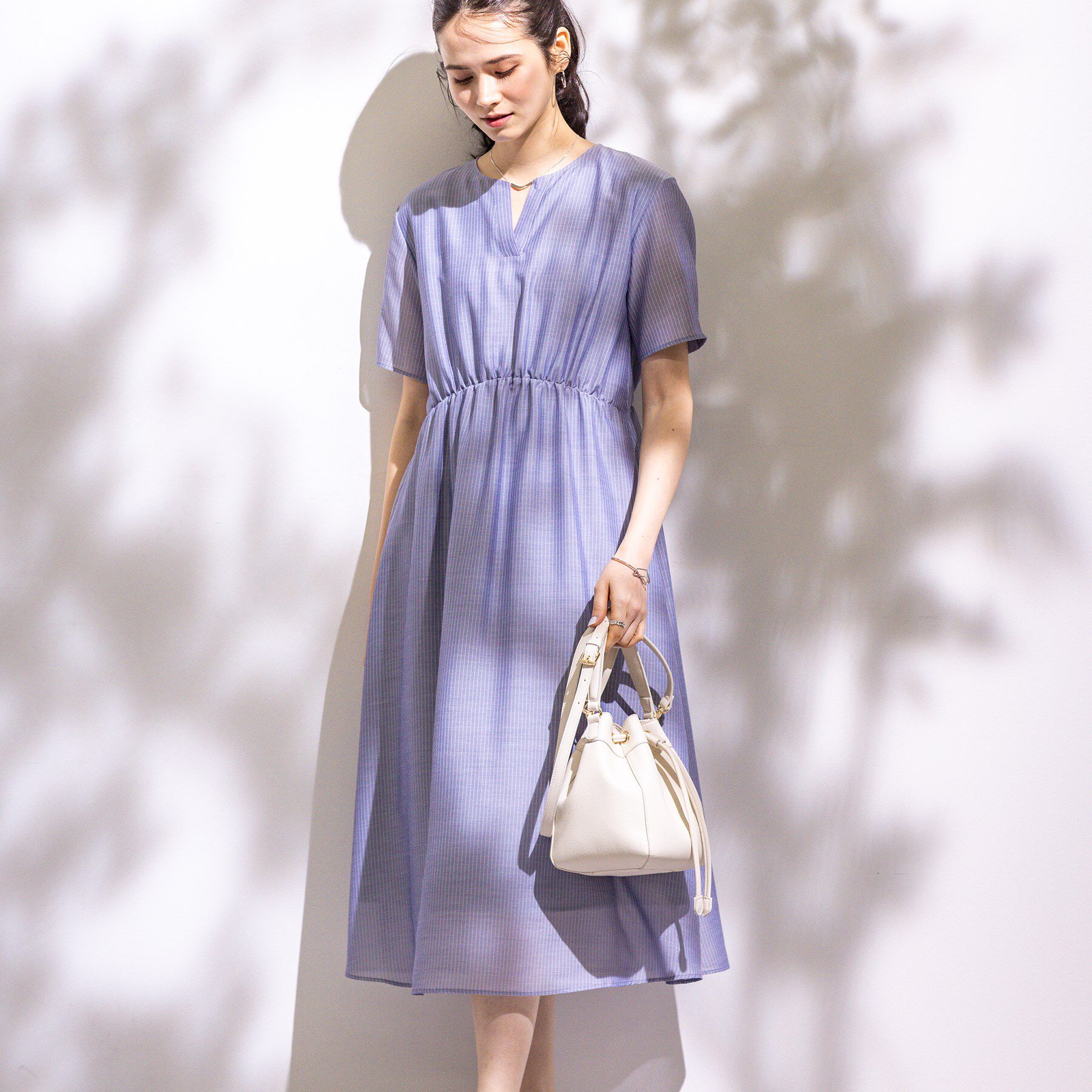 INDIVI「【洗える／エアリー】ハイウエストワンピース」|ワンピース|ネイビー(394)