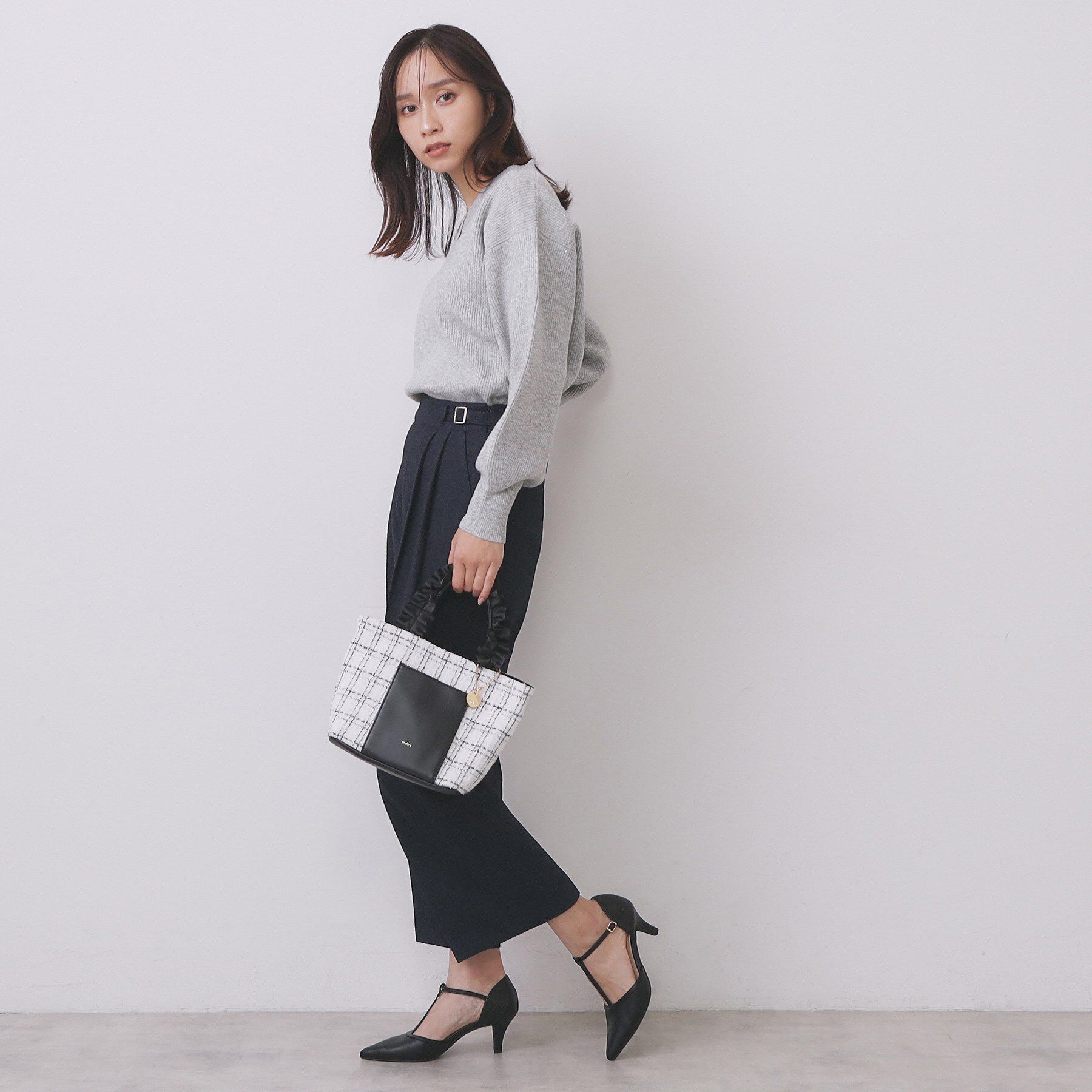 index「片畦Vネックボクシーパフニット【洗濯機OK】」|ニット・セーター|