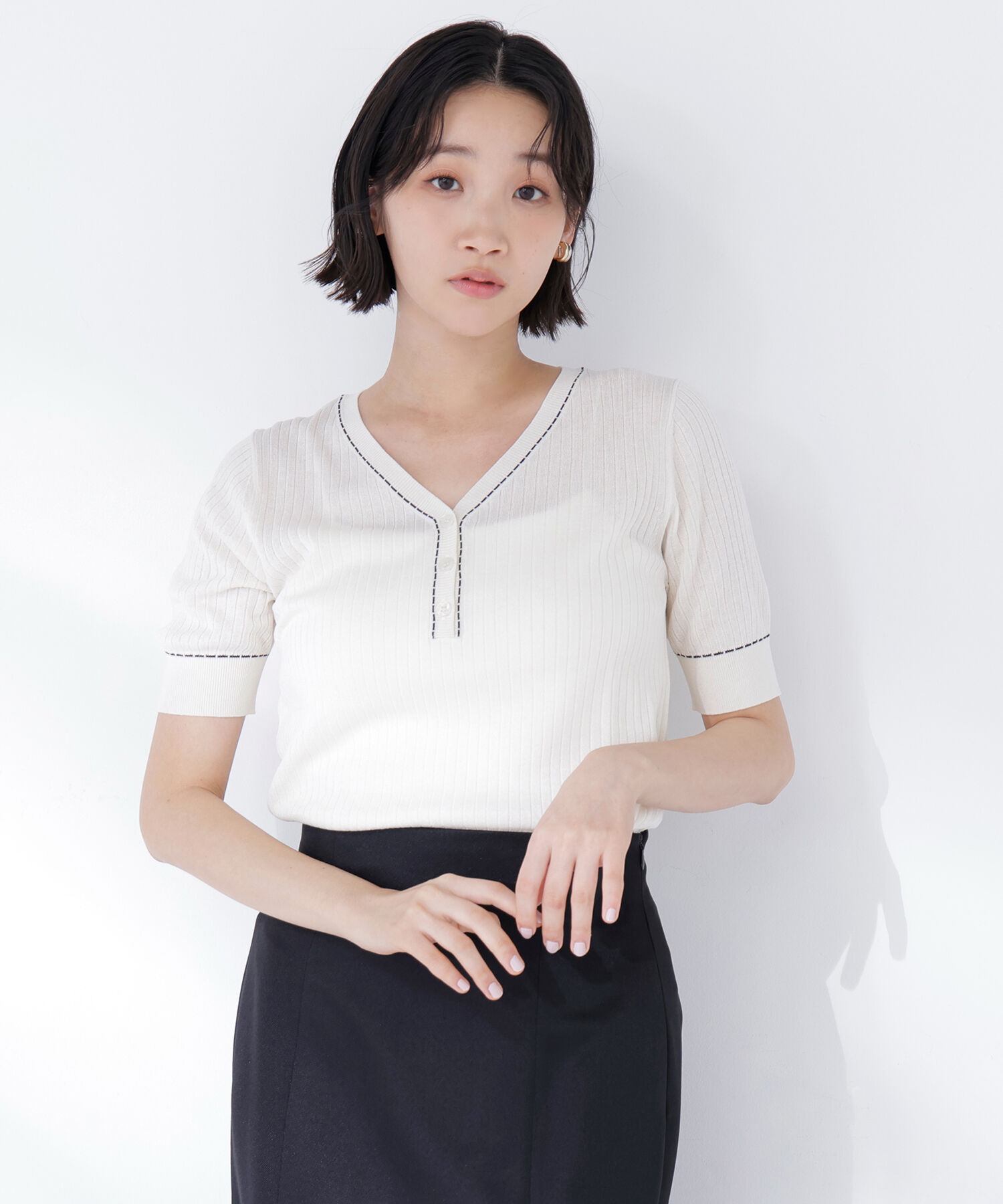  「フロントボタンステッチニット」|ニット・セーター|