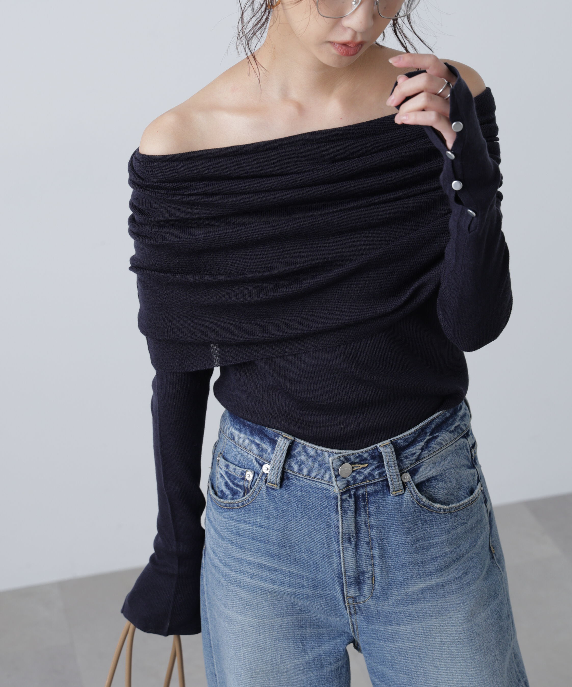  「袖口ボタンオフショルニット〈MFM〉」|ニット・セーター|