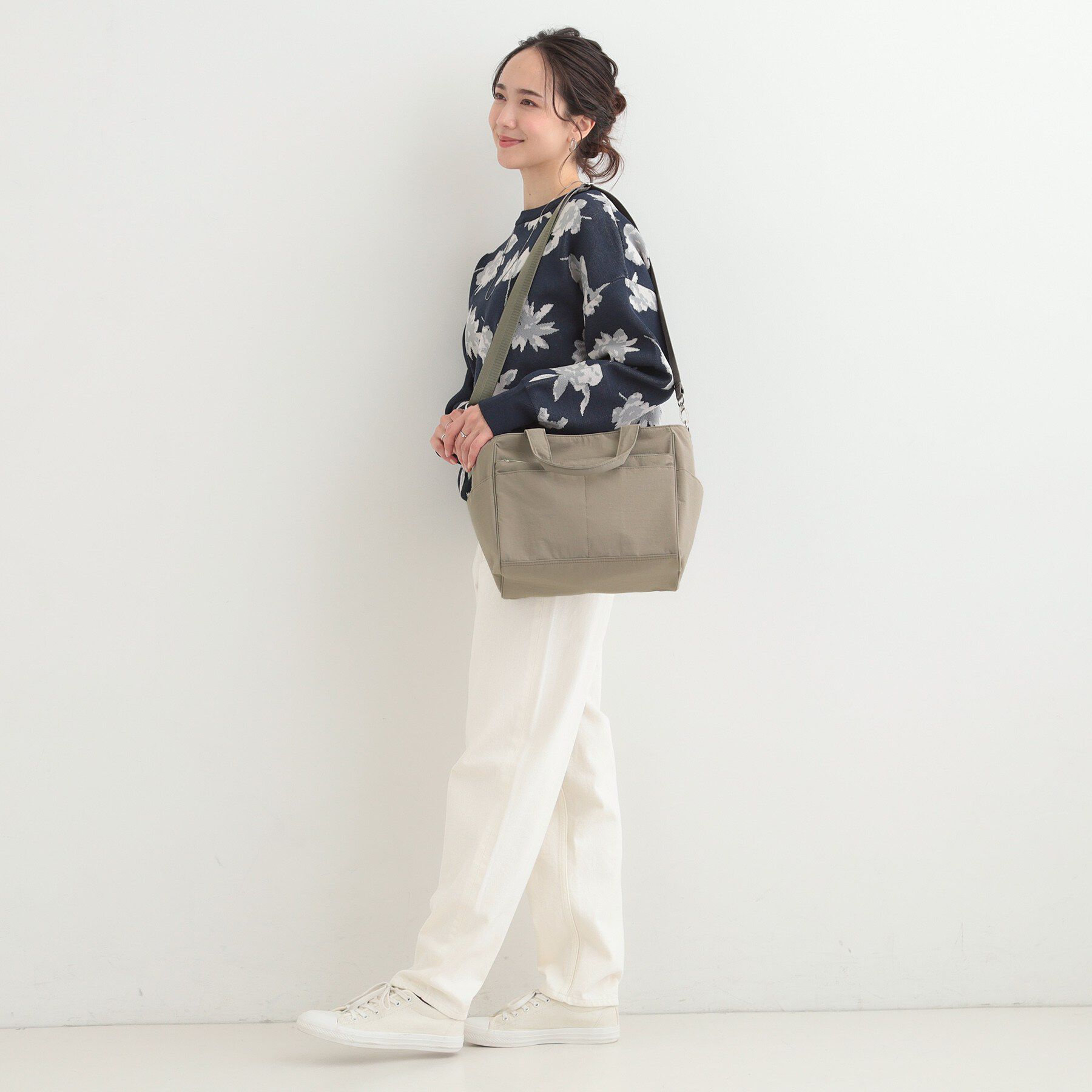 SHOO･LA･RUE「【撥水】12ポケットキャリーオントートバッグ」|トートバッグ|