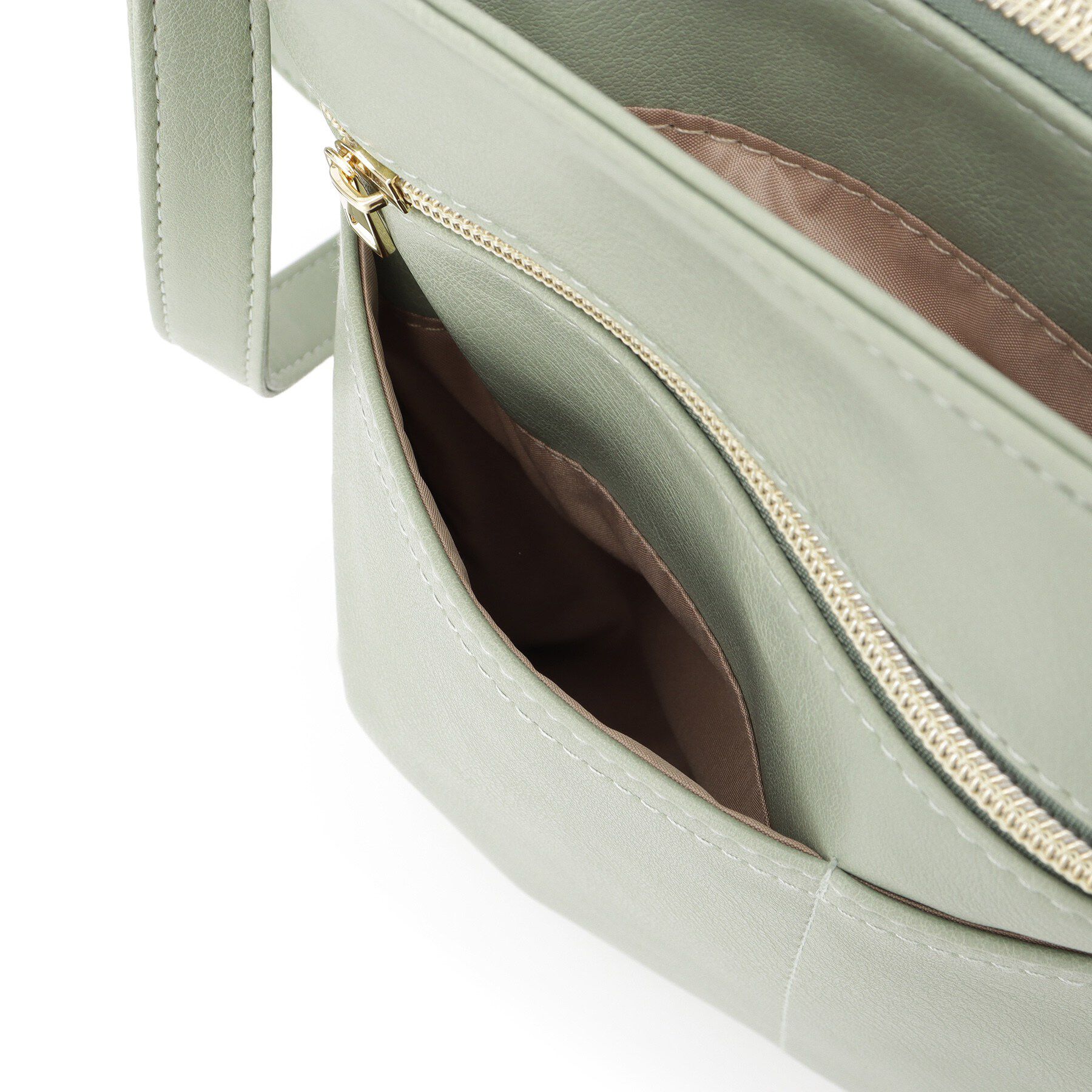 SHOO･LA･RUE「【8ポケット/ギフトにも】すっきり見えのショルダーバッグ」|ショルダー・メッセンジャー|