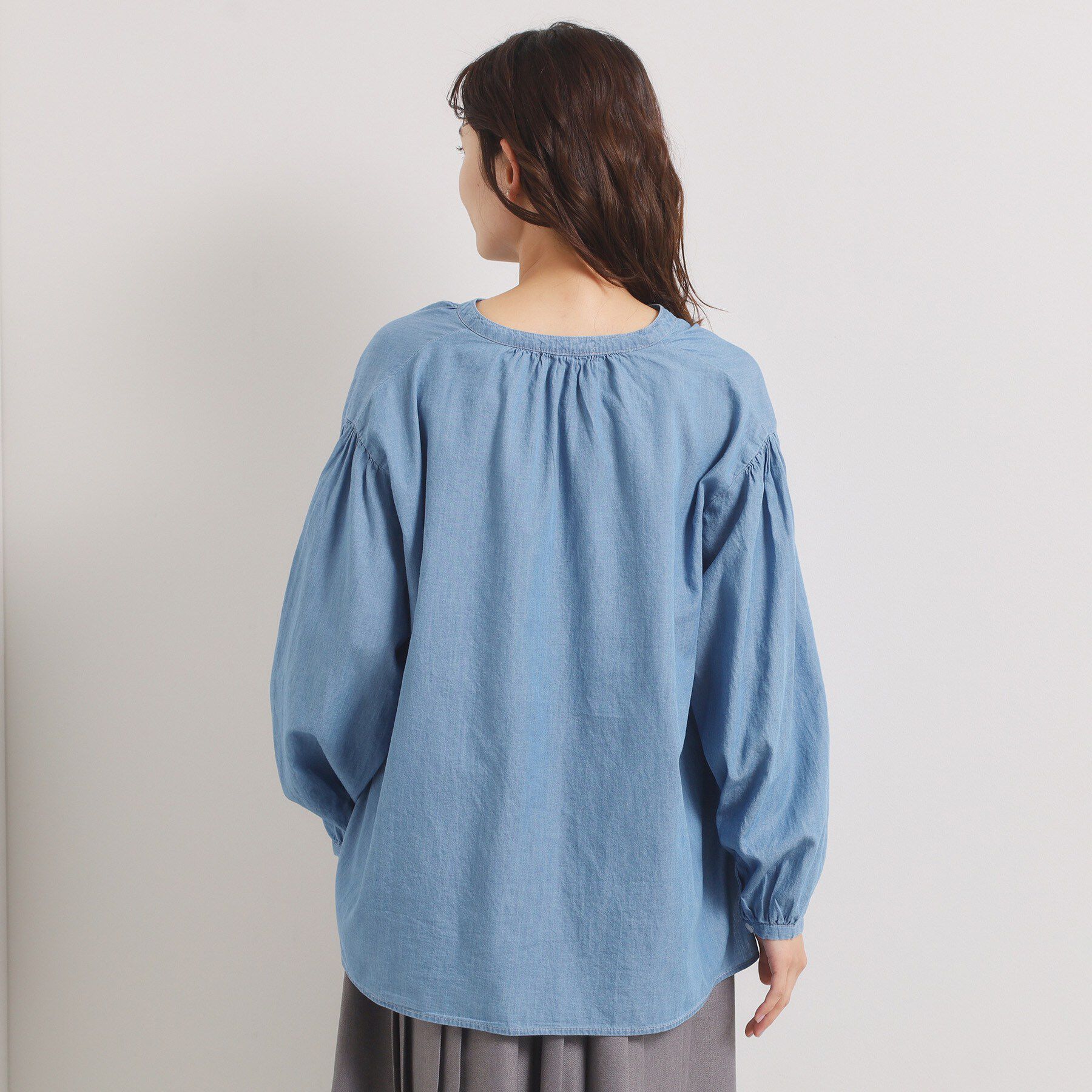 ITS&rsquo;DEMO「【洗濯機OK】シアーデニムスキッパーブラウス」|シャツ・ブラウス|