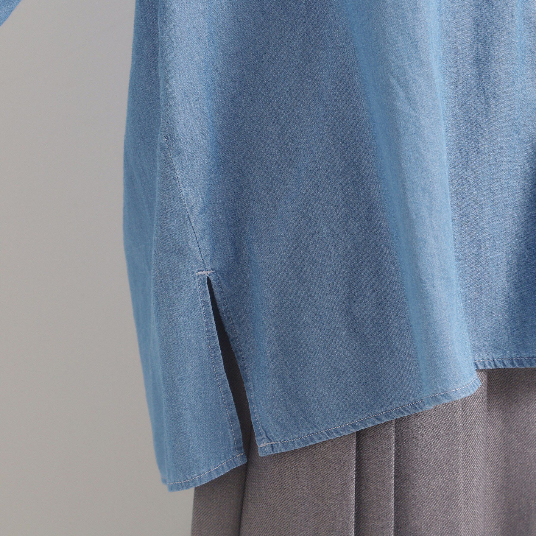 ITS&rsquo;DEMO「【洗濯機OK】シアーデニムスキッパーブラウス」|シャツ・ブラウス|