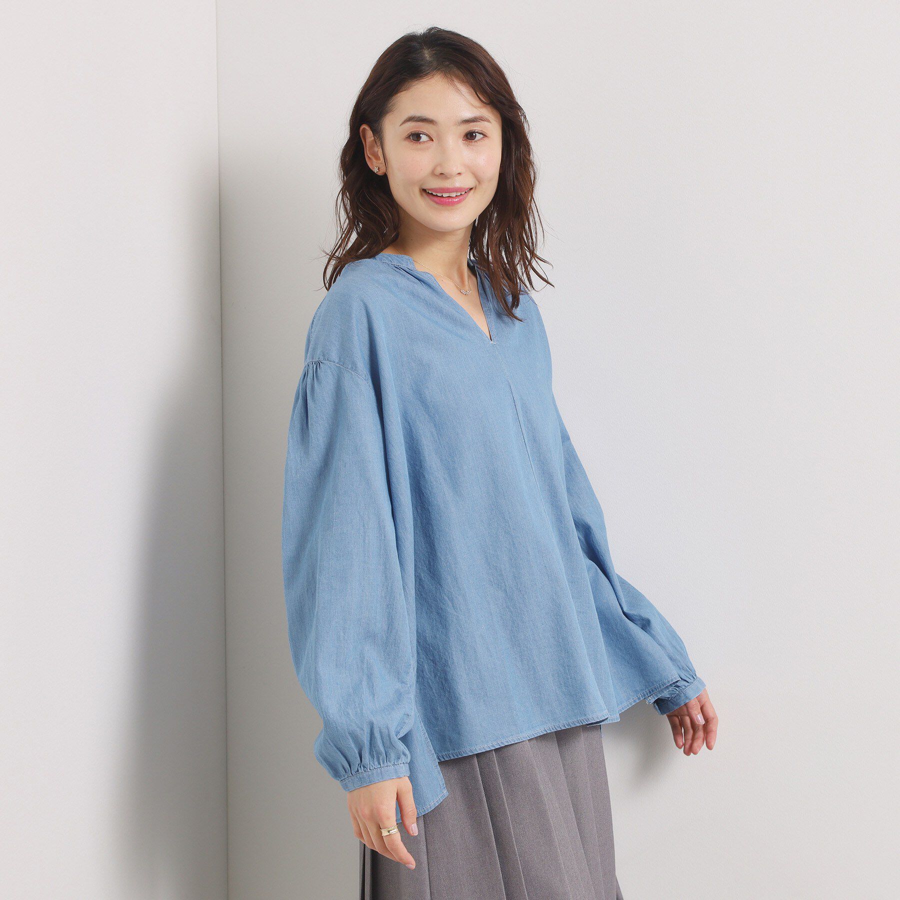 ITS&rsquo;DEMO「【洗濯機OK】シアーデニムスキッパーブラウス」|シャツ・ブラウス|