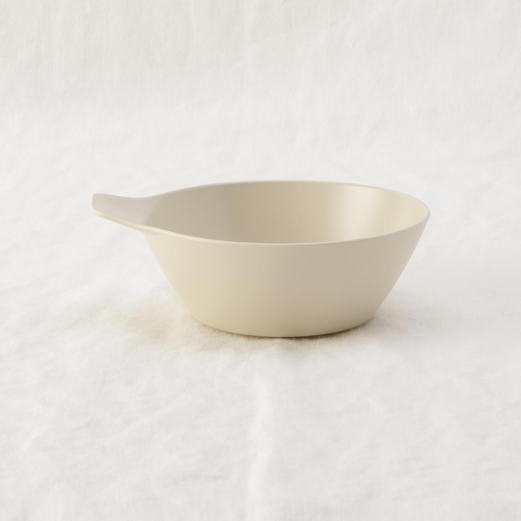 212 KITCHEN STORE「持ちやすいとんすい ベージュ」|食器・キッチングッズ|