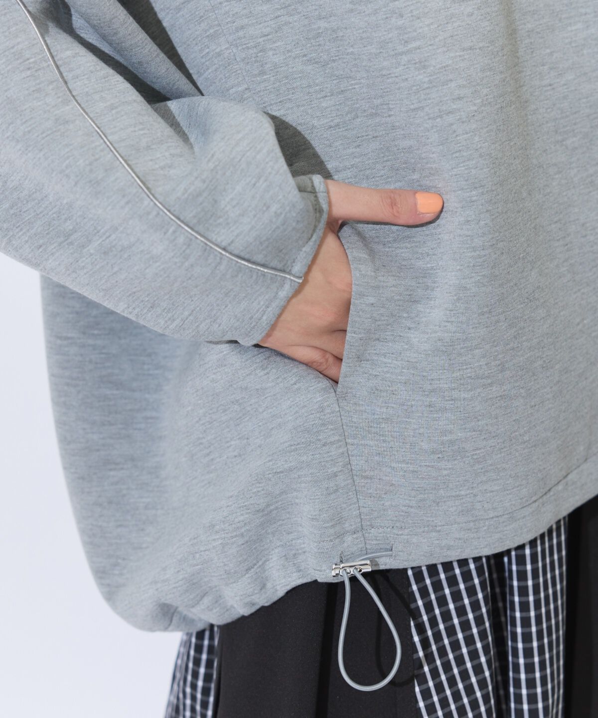 アンドクチュール「ダンボールポンチフーディーブルゾン」|ブルゾン・スタジャン|